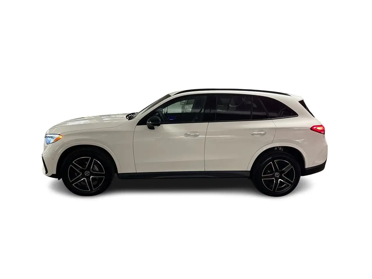 Mercedes-Benz GLC снимка Mercedes-Benz GLC