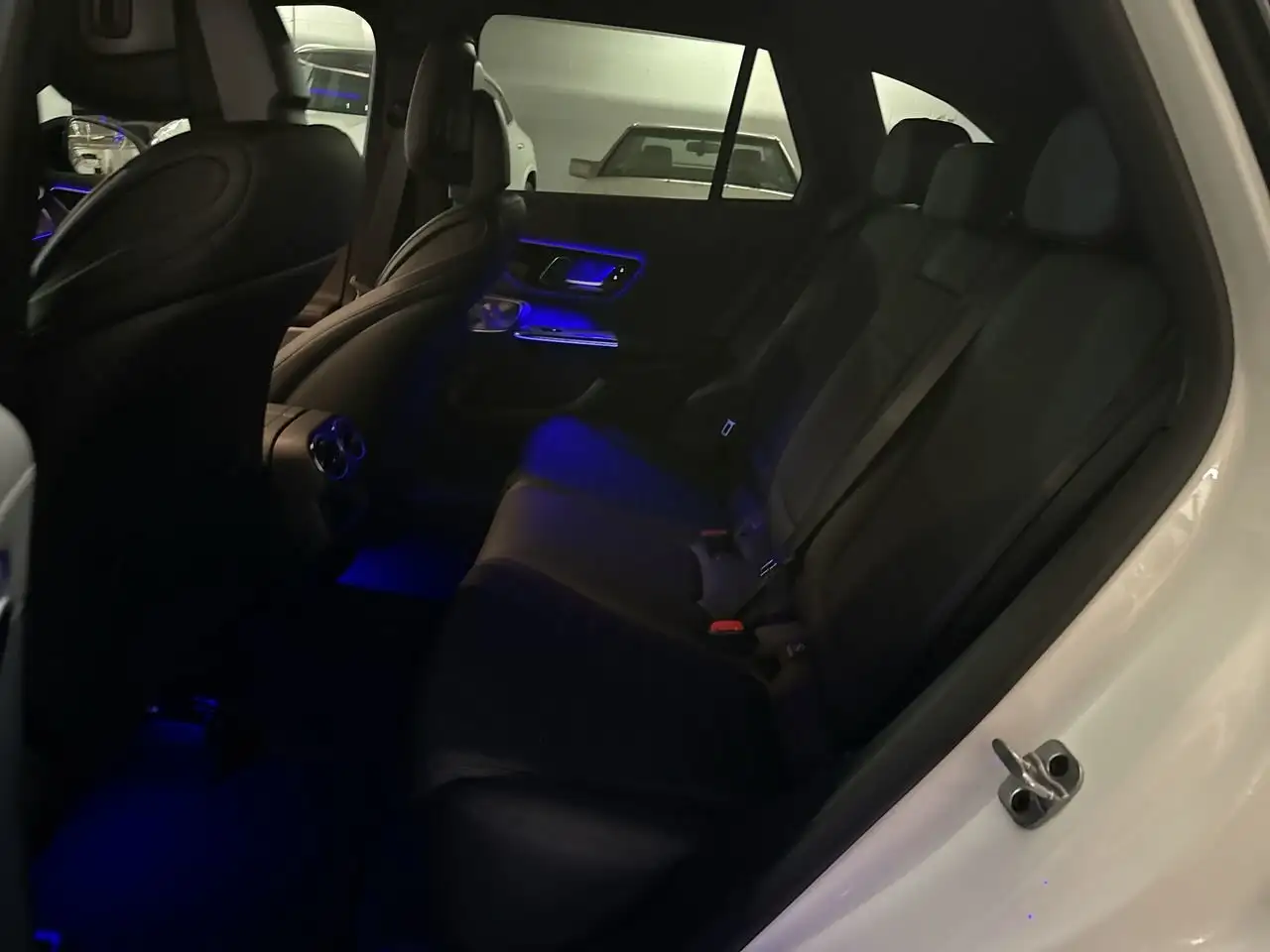 Mercedes-Benz GLC снимка Mercedes-Benz GLC