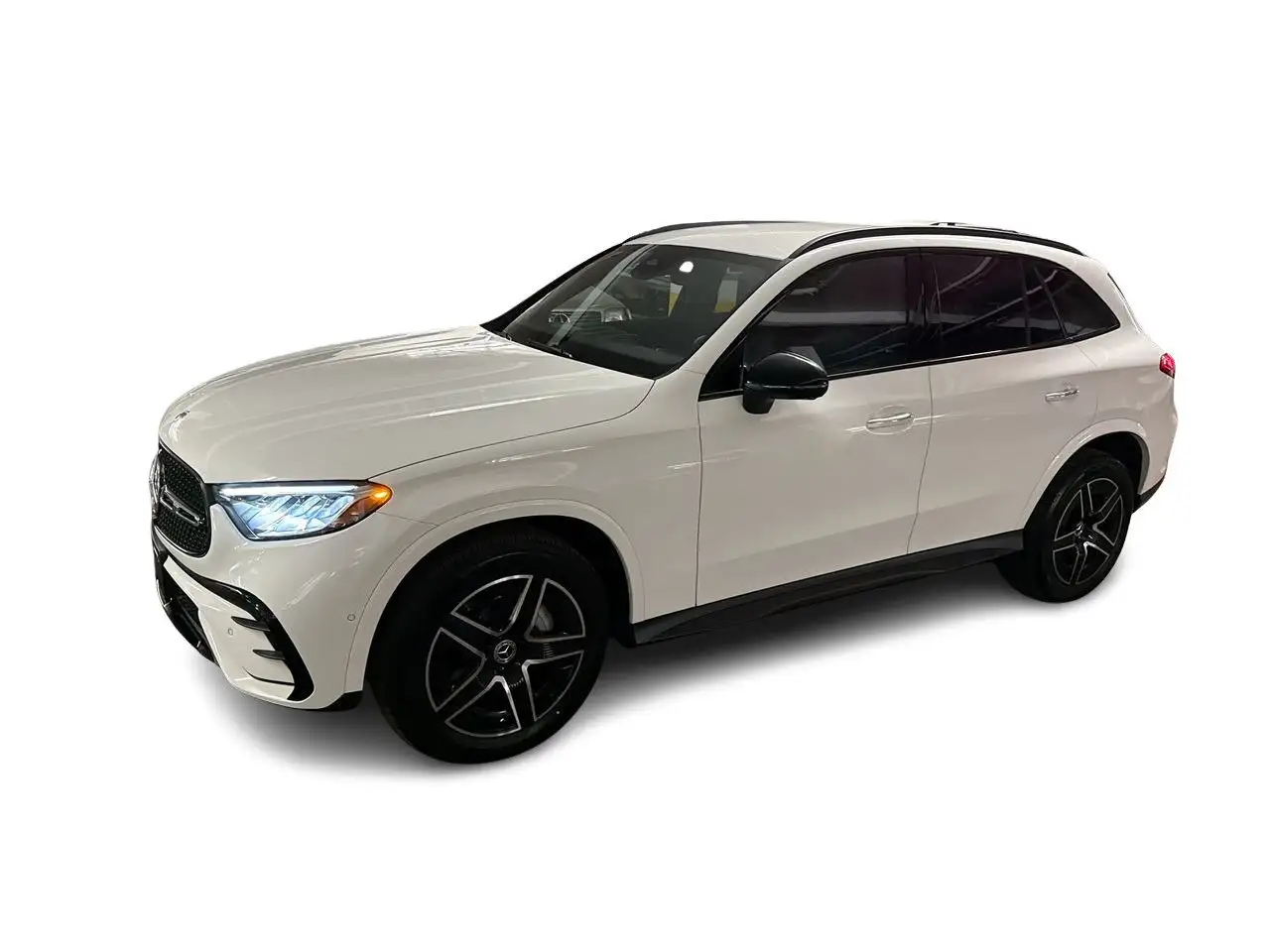 Mercedes-Benz GLC снимка Mercedes-Benz GLC