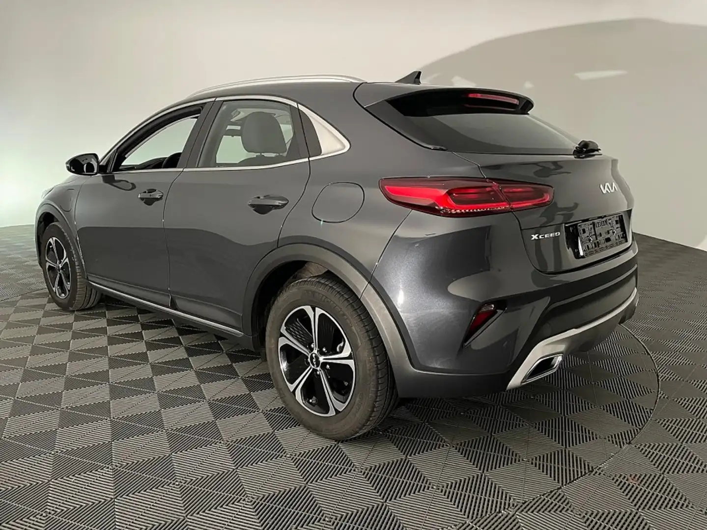 Kia XCeed 1.6 GDi PHEV DynamicLine | Full LED | ECC | CAMERA Gris - 2