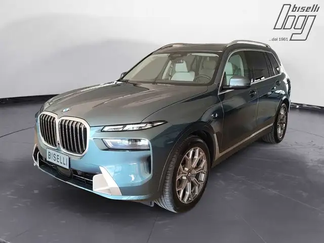 BMW X7 G07 2022 xdrive 40d 48V 7 posti