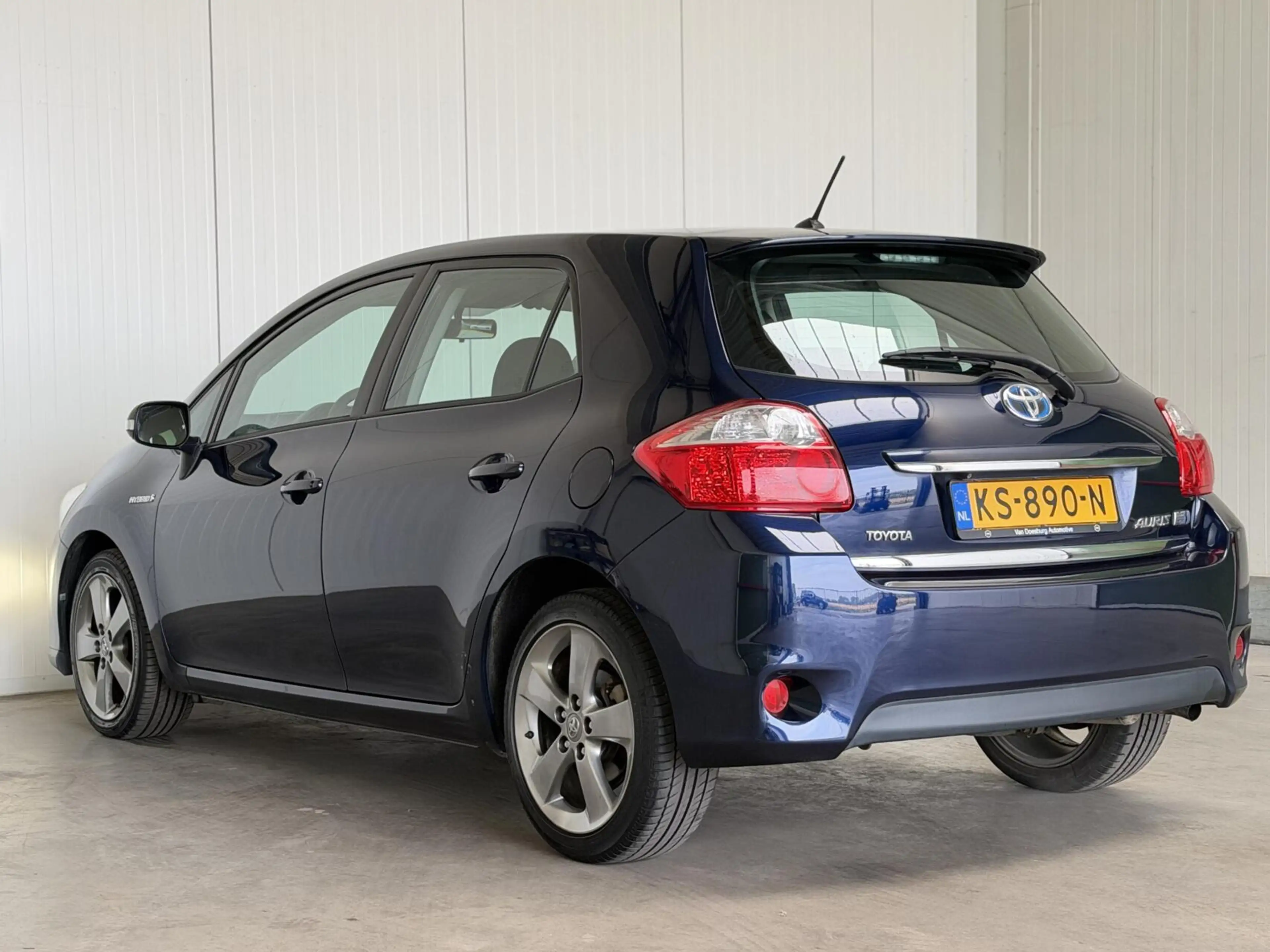 Toyota Auris 1.8 Full Hybrid Executive Business Dealer OH! — photo 4