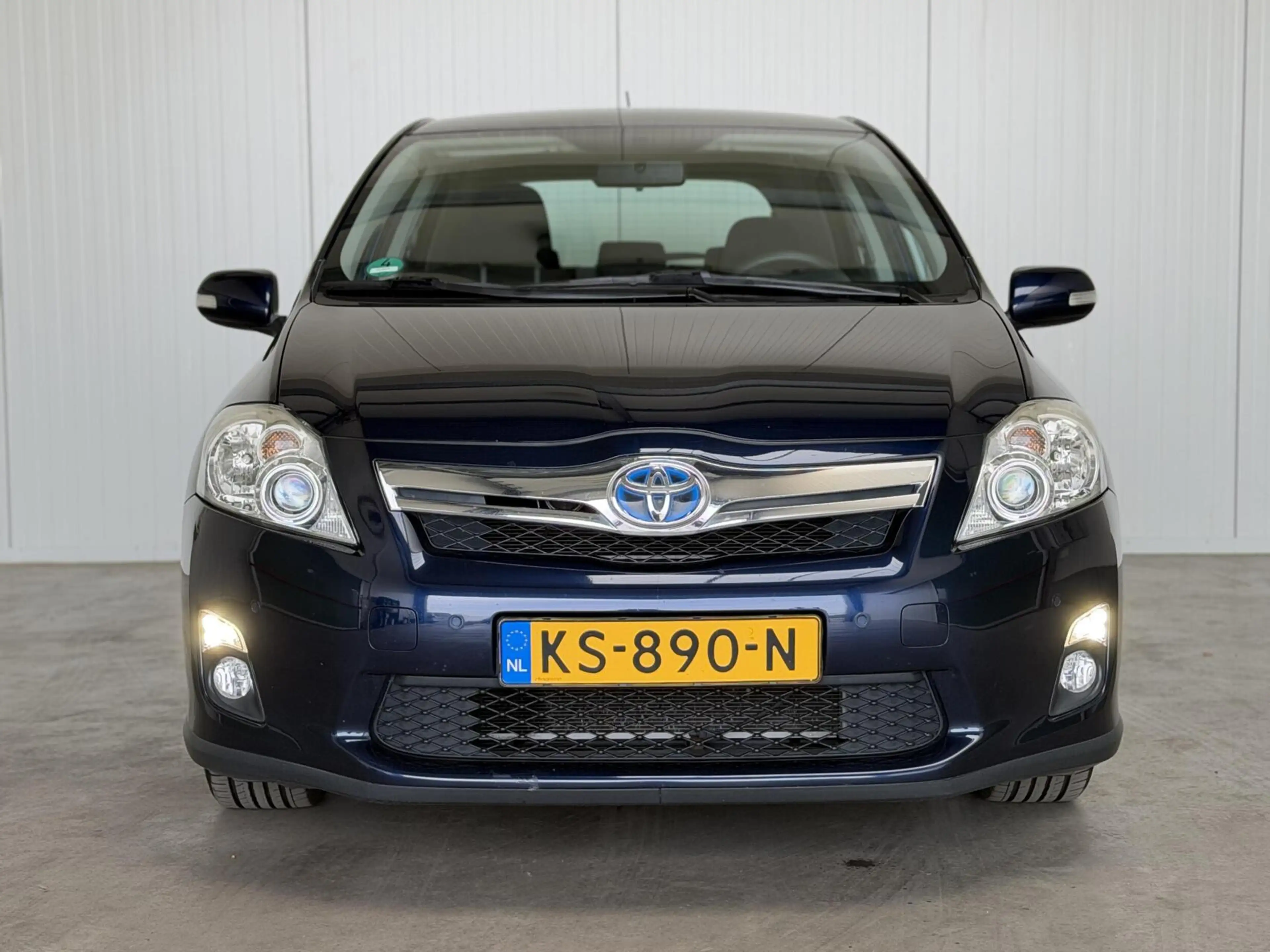 Toyota Auris 1.8 Full Hybrid Executive Business Dealer OH! — photo 3