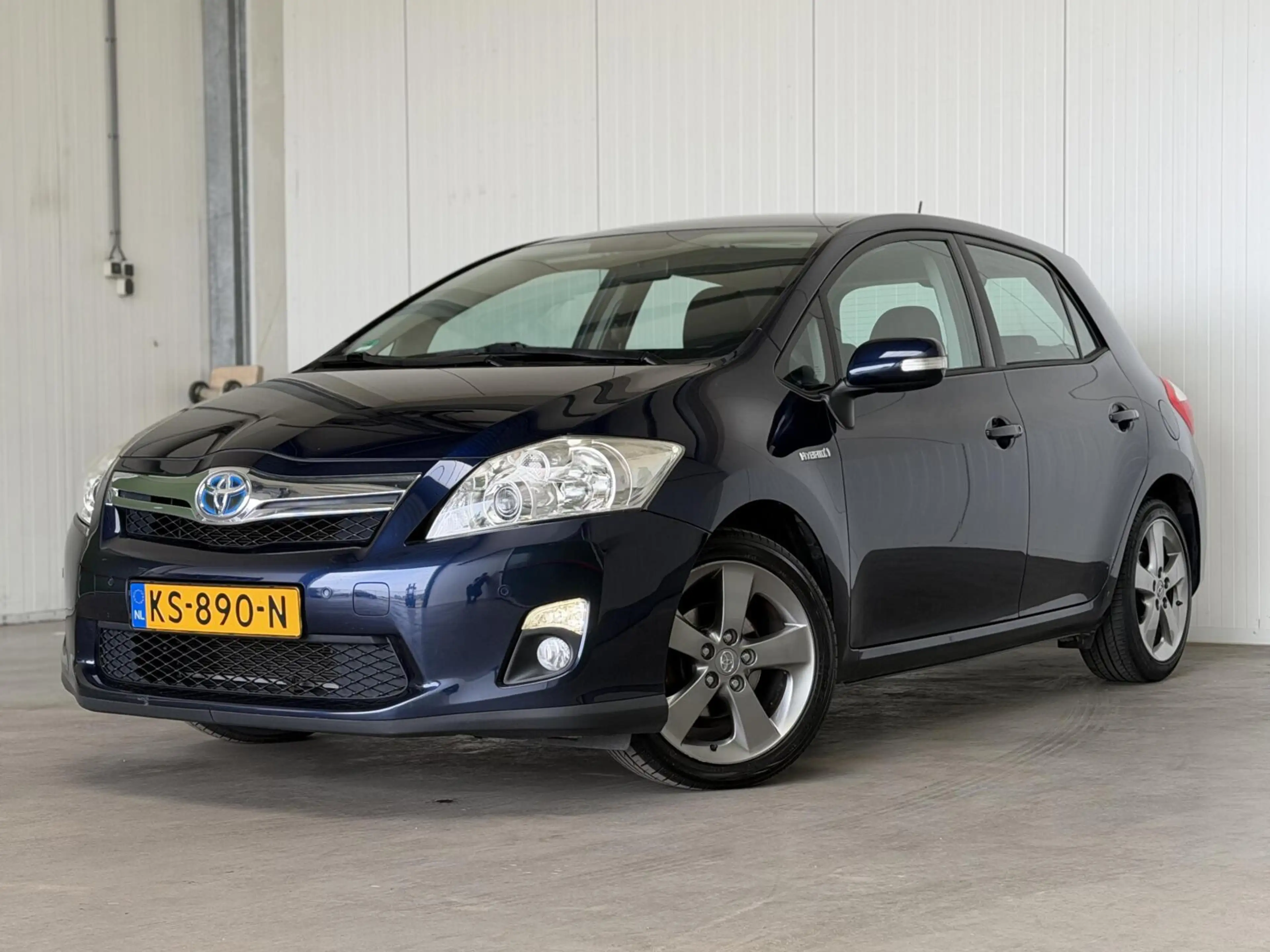 Toyota Auris 1.8 Full Hybrid Executive Business Dealer OH! — photo 2