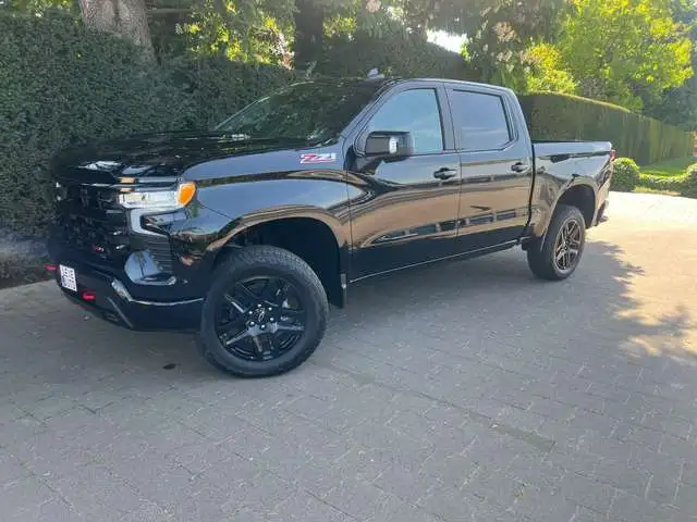 Chevrolet Silverado Trail Boss 6.2L V8 €59.900,-excl btw.