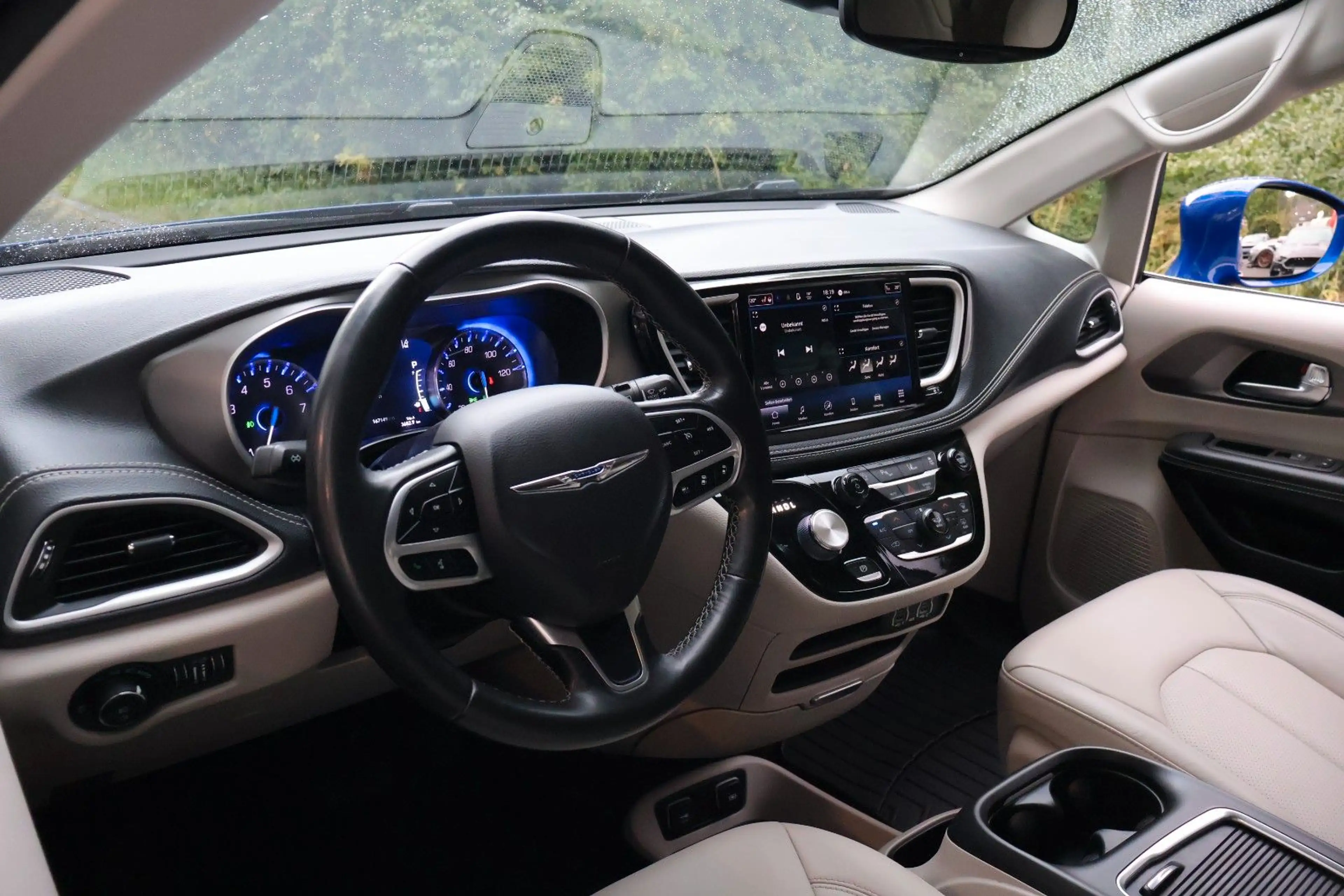 Chrysler Pacifica 3.6L V6 TOURING L /FWD/7-SITZER/KAMERA — photo 11