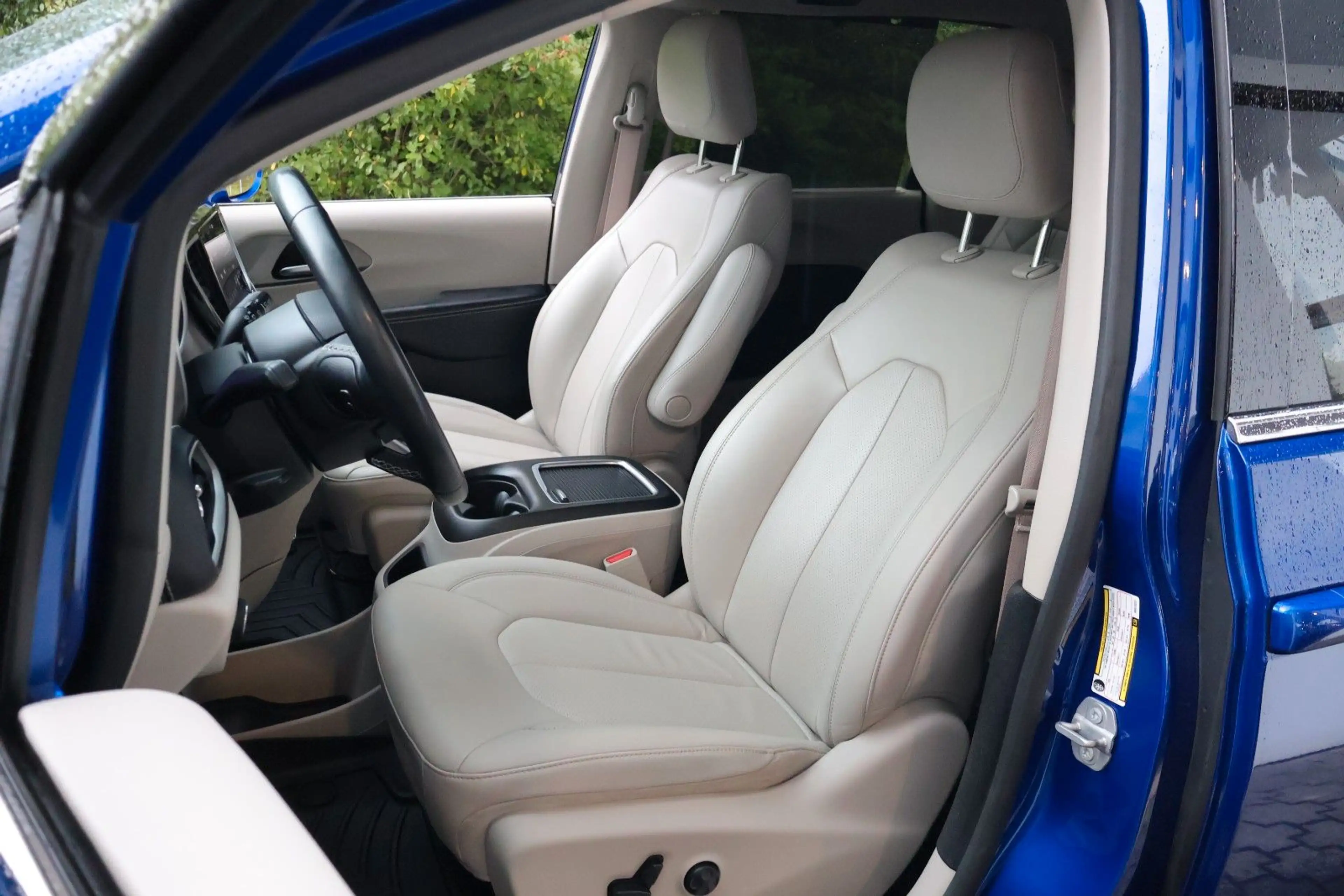 Chrysler Pacifica 3.6L V6 TOURING L /FWD/7-SITZER/KAMERA — photo 12