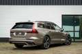 Volvo V60 2.0 T8 Recharge AWD R-Design ACC 360c HuD Panorama Gris - thumbnail 2