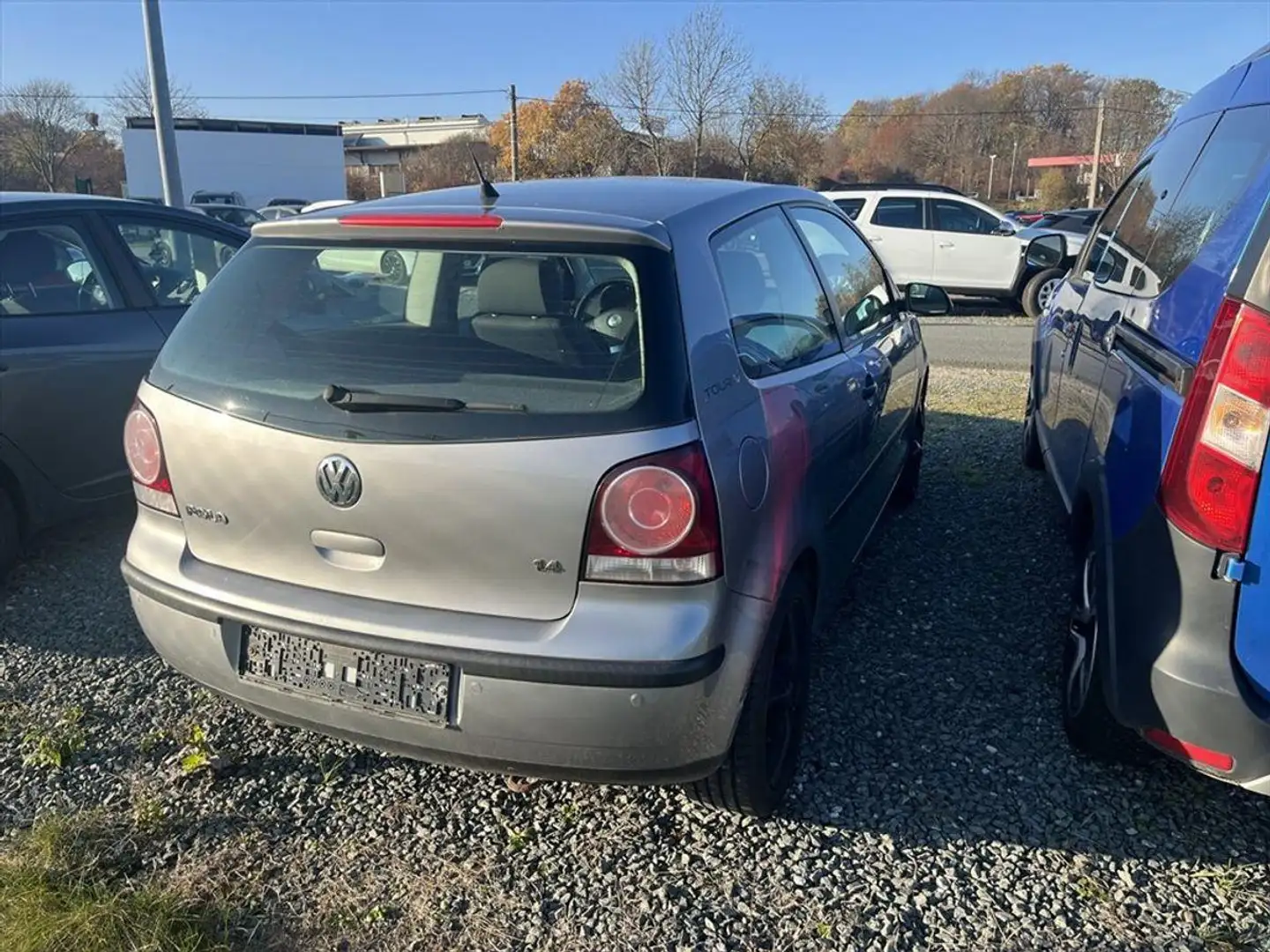 Volkswagen Polo 1,4 Alu Klima PDC Sitzheizung Grey - 2