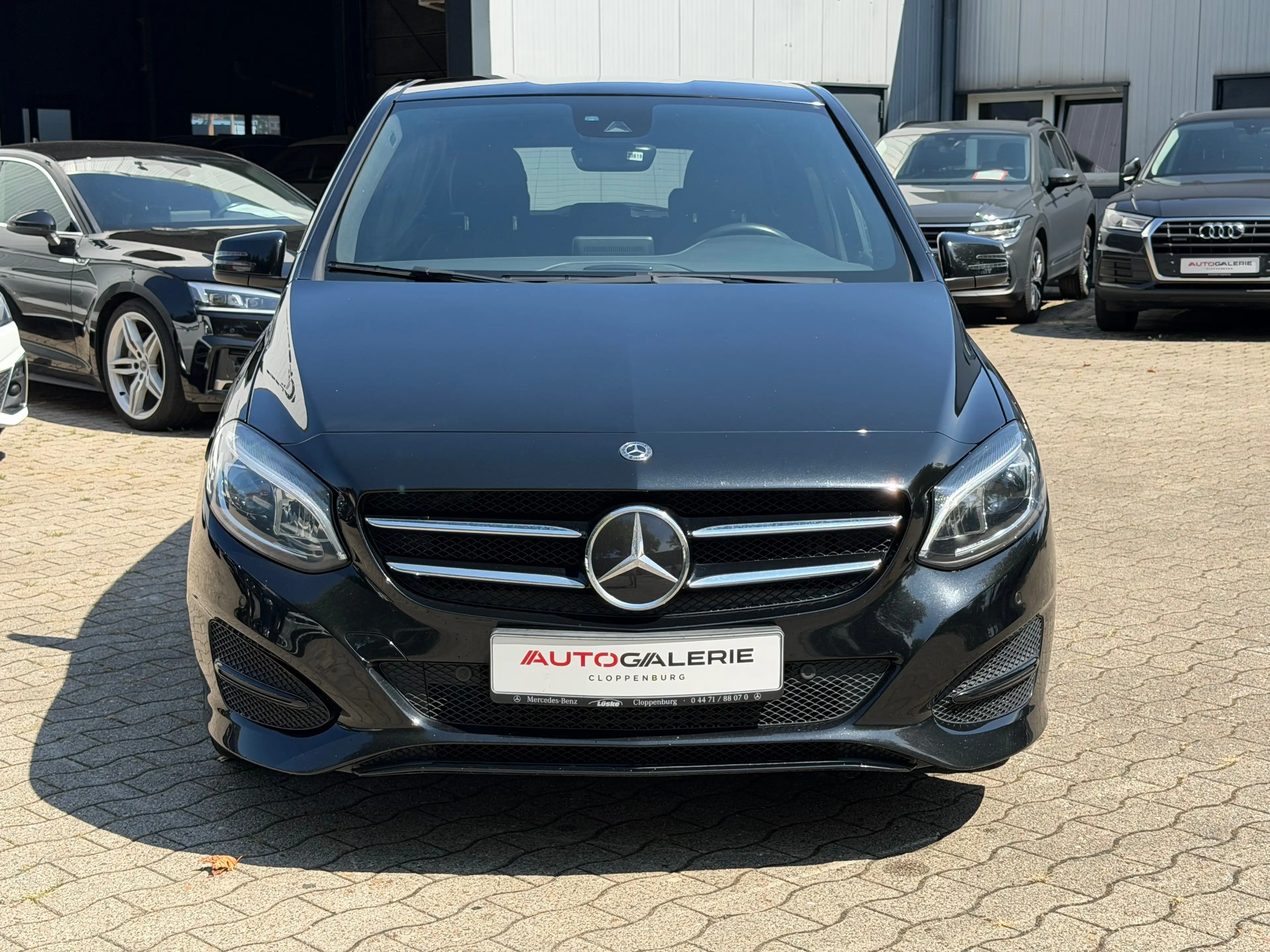 Mercedes-Benz B 220 d Automatik 4Matic "Urban" — photo 2