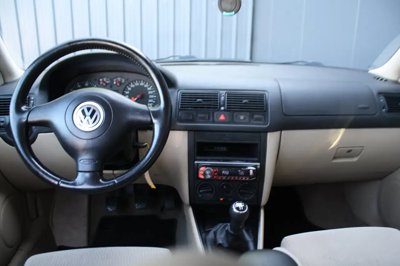 Volkswagen Golf 1.6-16V Highline - AIRCO - 5 DEURS, foto 3