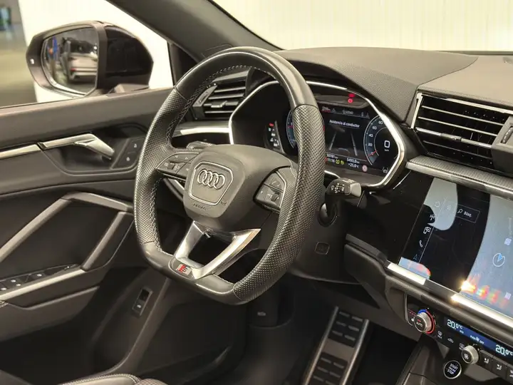 Audi Q3 Black line 35 TDI 2023, foto 69