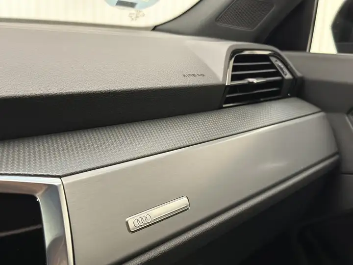 Audi Q3 Black line 35 TDI 2023, foto 86
