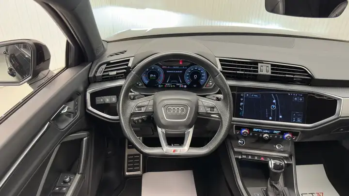 Audi Q3 Black line 35 TDI 2023, foto 66