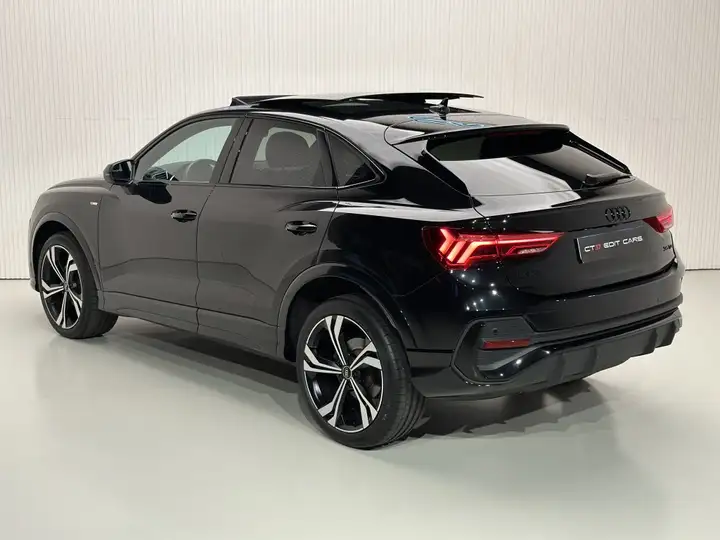 Audi Q3 Black line 35 TDI 2023, foto 60