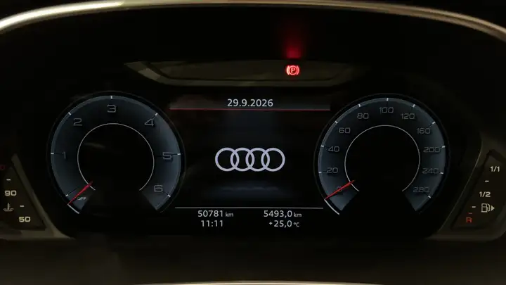 Audi Q3 Black line 35 TDI 2023, foto 92
