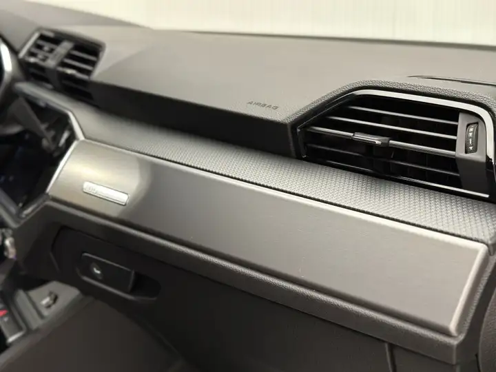 Audi Q3 Black line 35 TDI 2023, foto 85