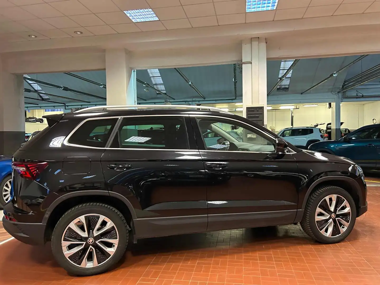 Skoda Karoq 1.5 TSI ACT Ambition Nero - 2