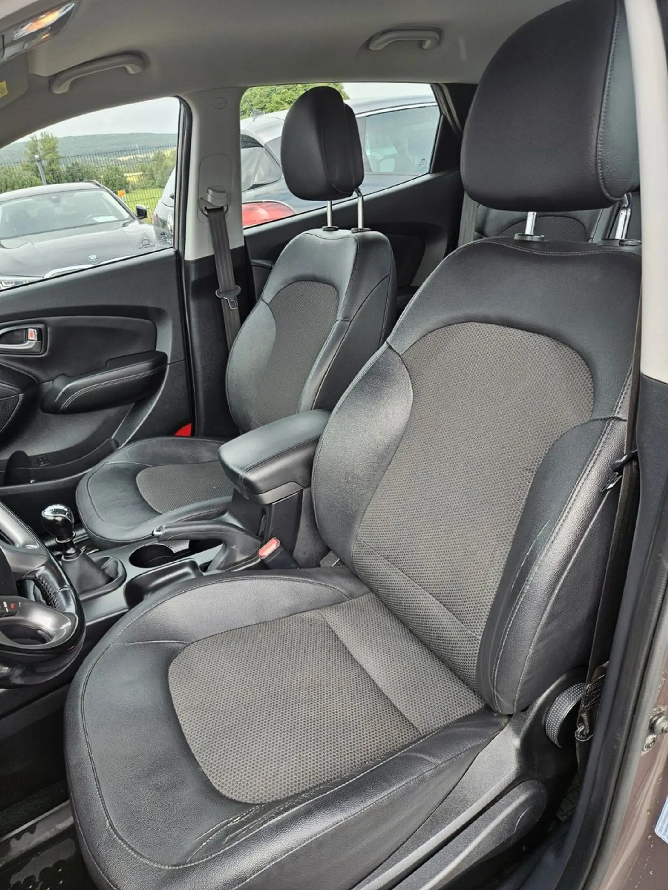 Hyundai iX35 FIFA World Cup Edition AWD — photo 9