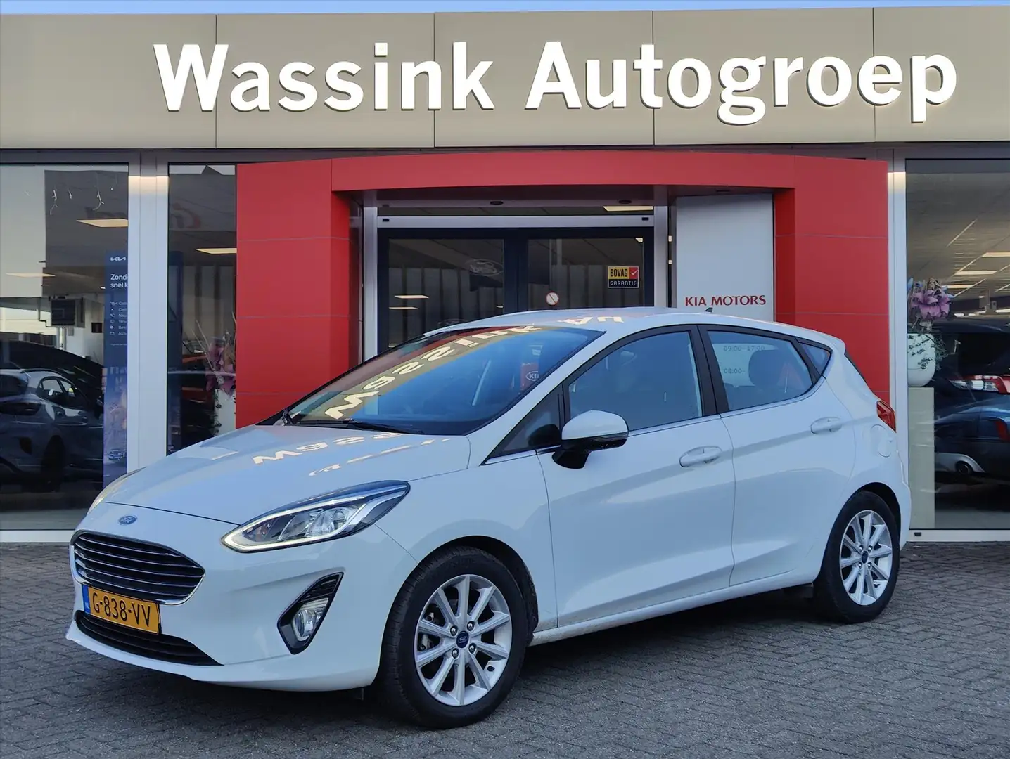 Ford Fiesta 1.0 EcoBoost 95pk 5dr Titanium | Navigatie | Airco Wit - 2