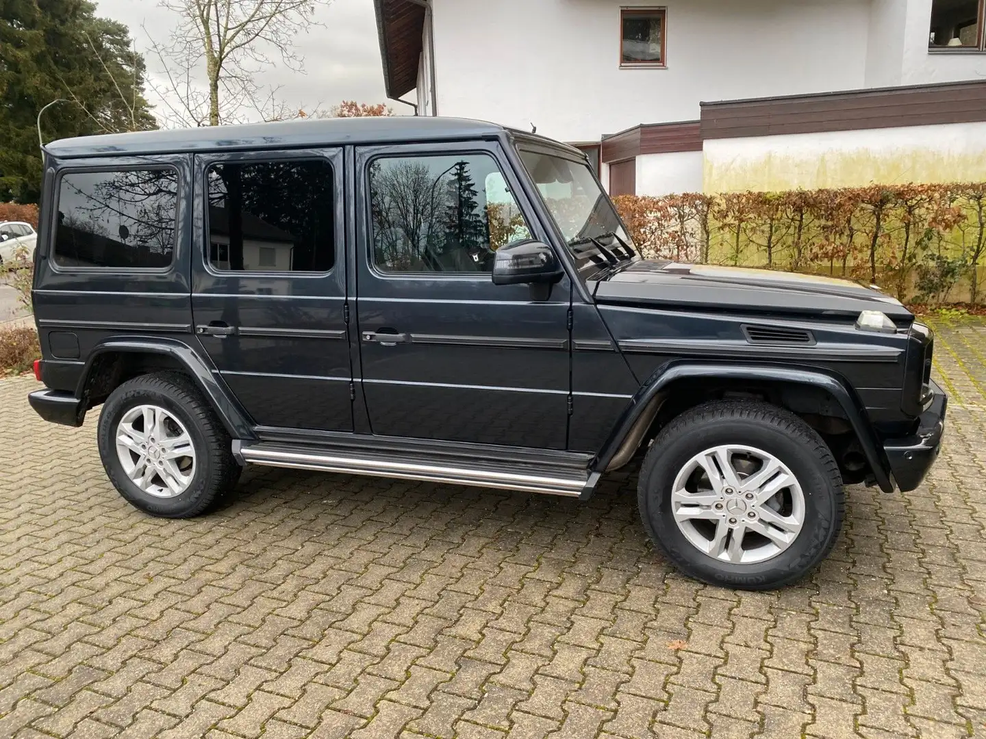 Mercedes-Benz G 350 BlueTec SSD*Leder*Standh.*Cam*AHK*2.Hd.* Schwarz - 2