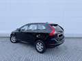 Volvo XC60 Kinetic 2WD *AUT*Navi*Tempomat*SHZ* Schwarz - thumbnail 4