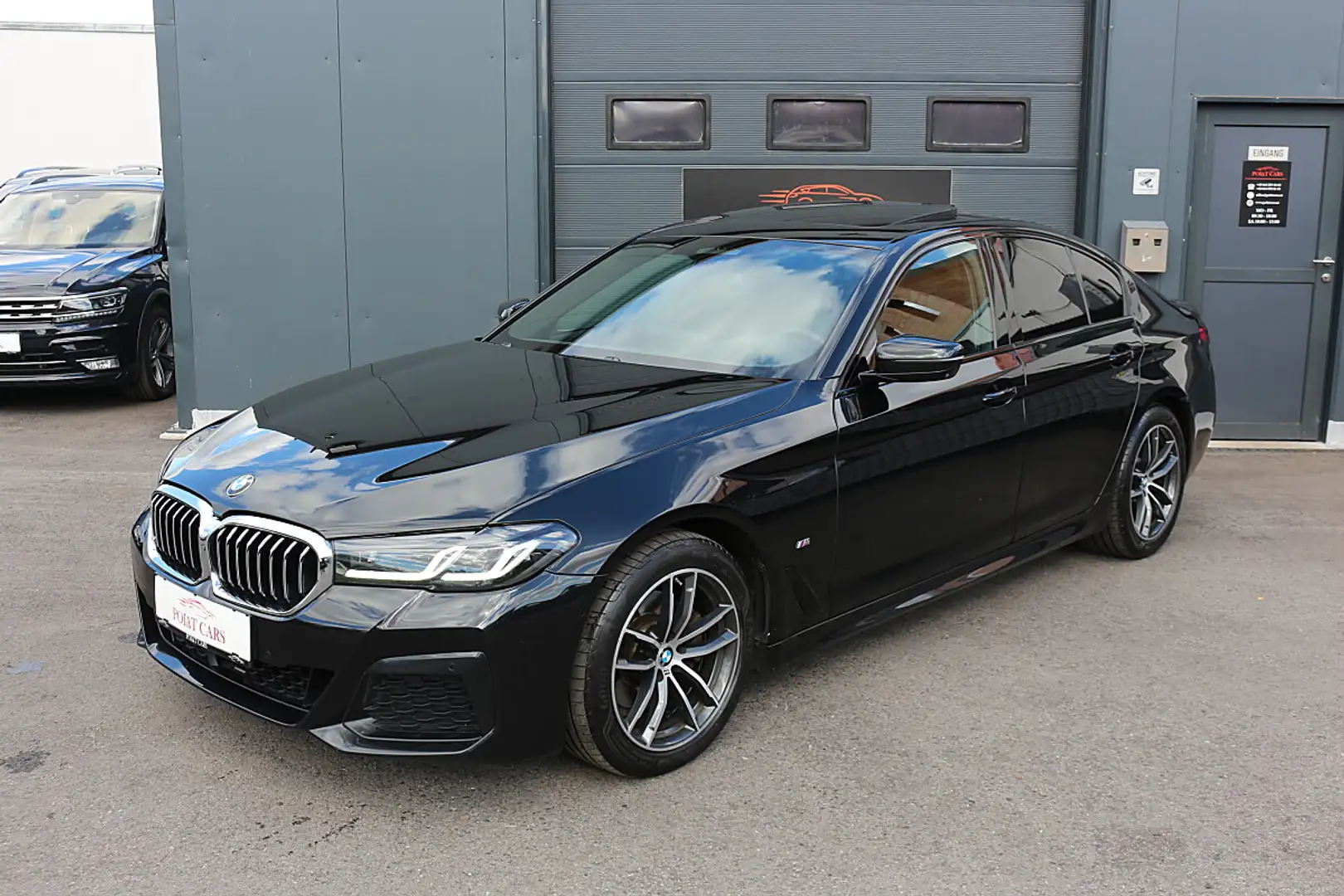 BMW 520 d xDrive 48 V Aut M-Paket *1Besitz* Schwarz - 1