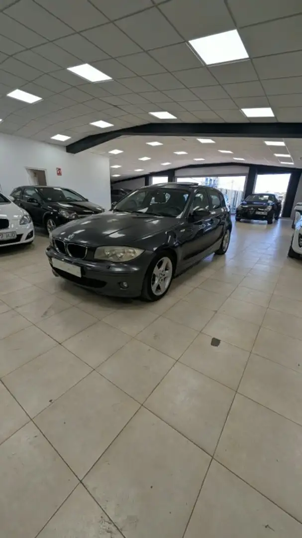 BMW 118 118d Negro - 1