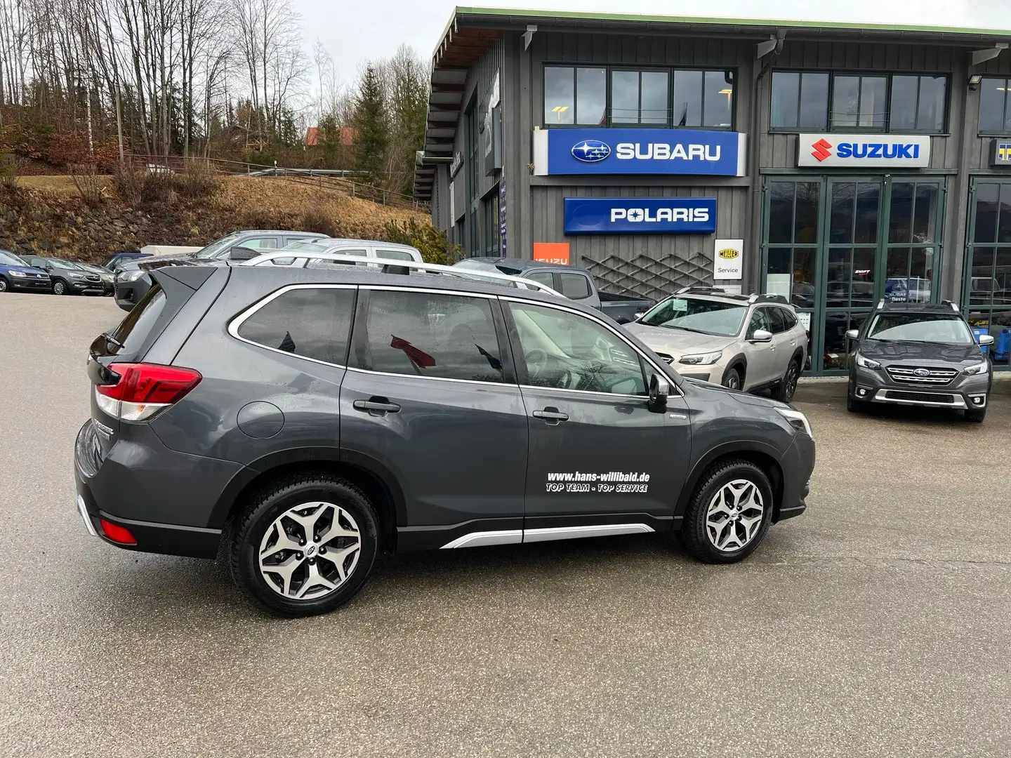 Subaru Forester Active Grau - 1