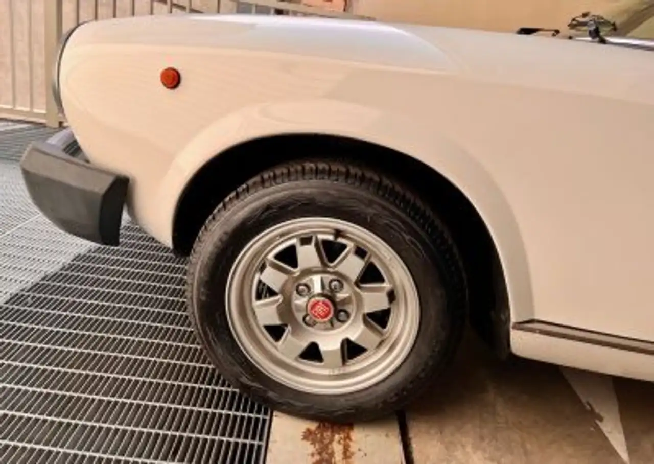 Fiat 124 SPIDER EUROPA PININFARINA, foto 7