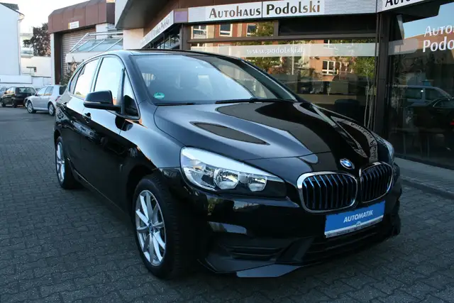 BMW 225 225 xe SportLine Automatik,GJR,Kamera,KlappeElek