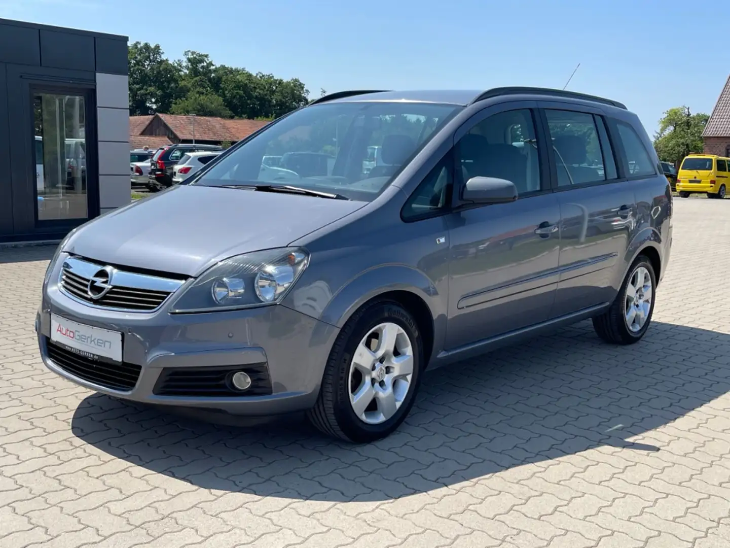Opel Zafira B 1.6 Edition TÜV NEU 7-Sitzer 64.163 KM Grau - 2