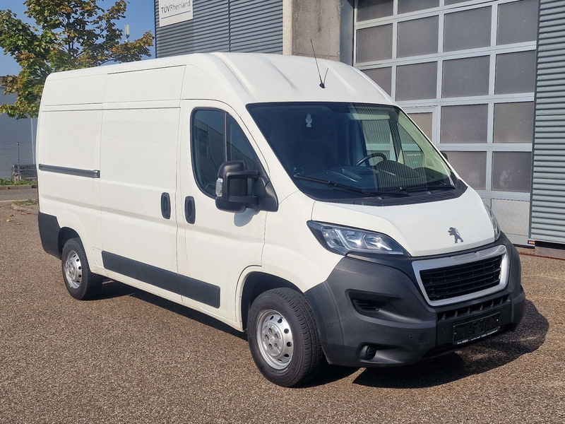 Peugeot Boxer 335 L2H2 Premium BlueHDi 140 Stop&Start — photo 6