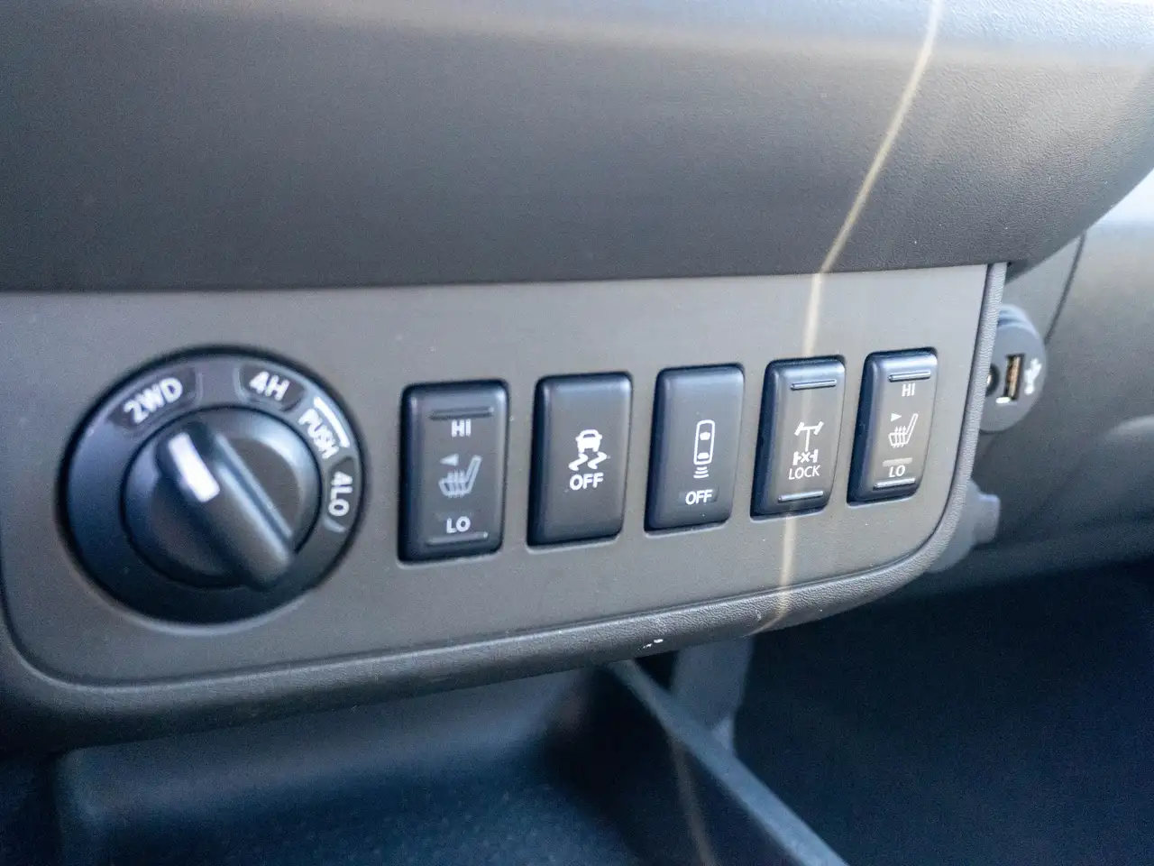 Nissan Frontier снимка Nissan Frontier
