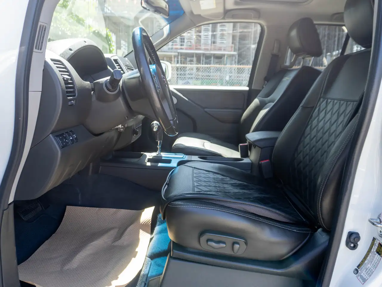 Nissan Frontier снимка Nissan Frontier