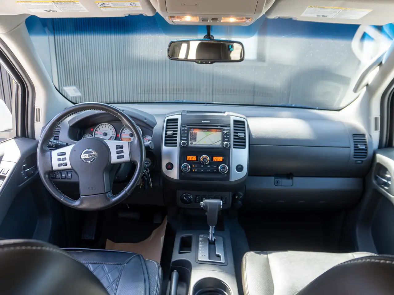 Nissan Frontier снимка Nissan Frontier