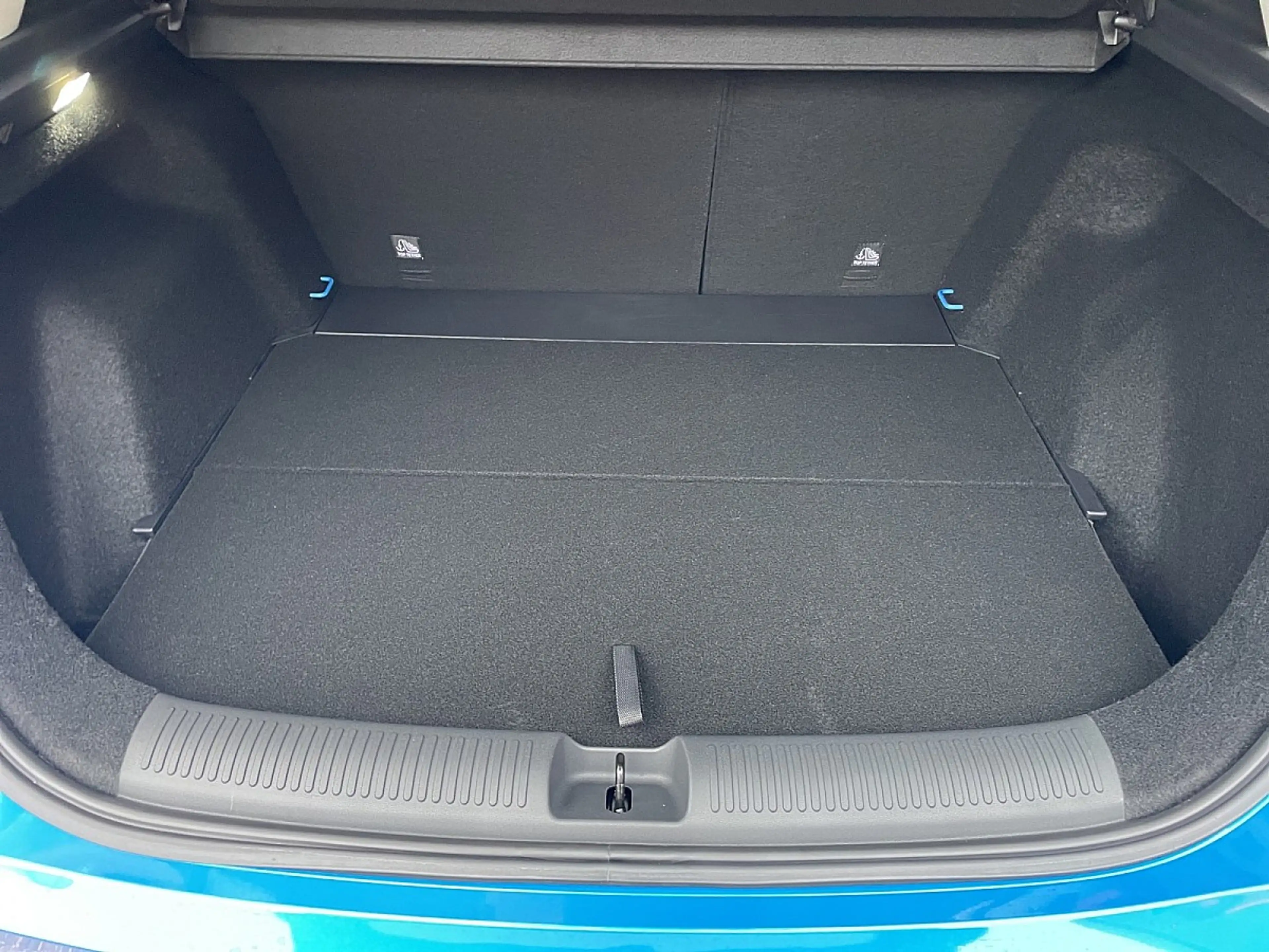 MG ZS 1.5 Hybrid+ Luxury + GRATIS Winterräder! — photo 11