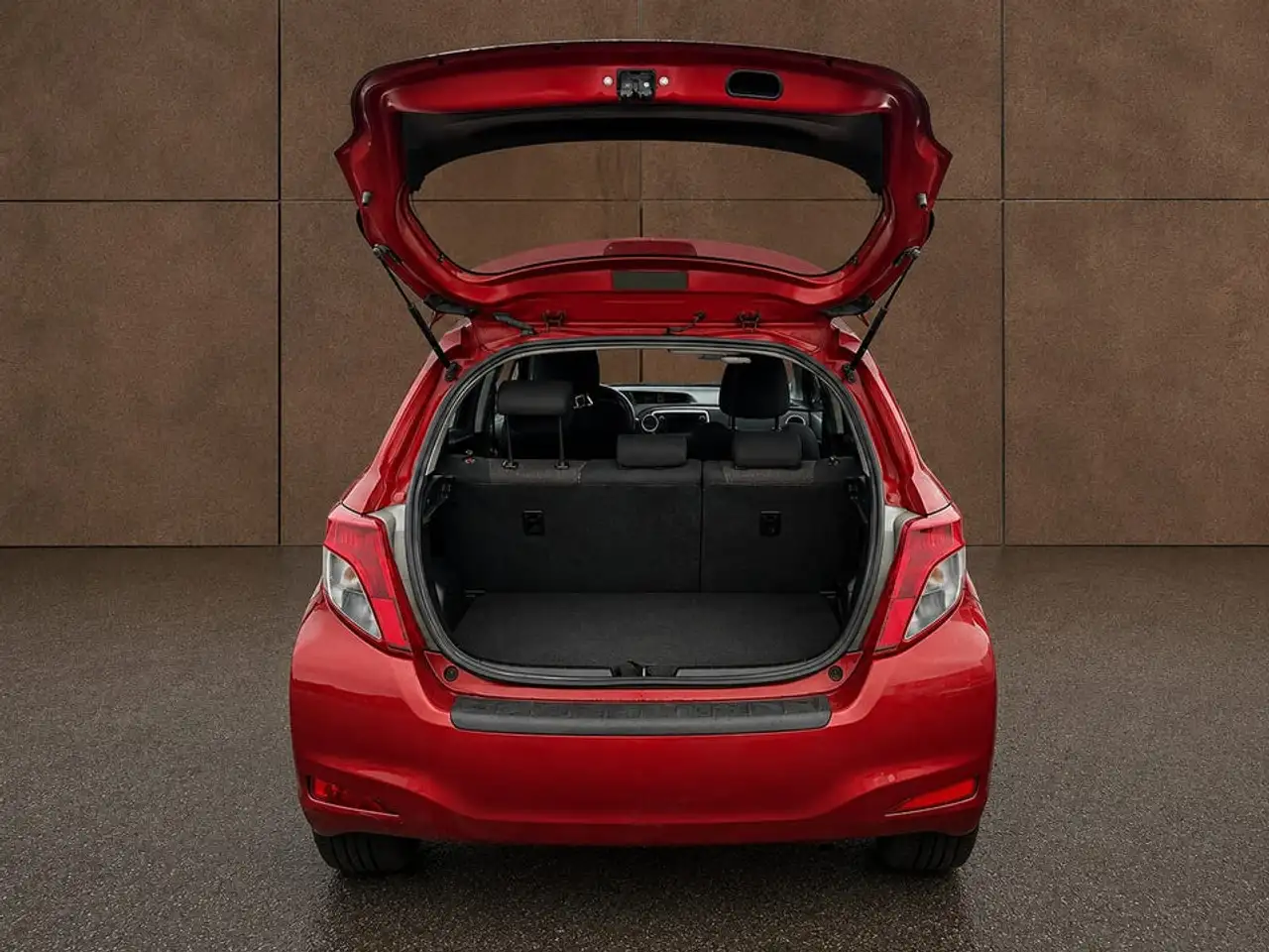 Toyota Yaris Yaris — photo 4