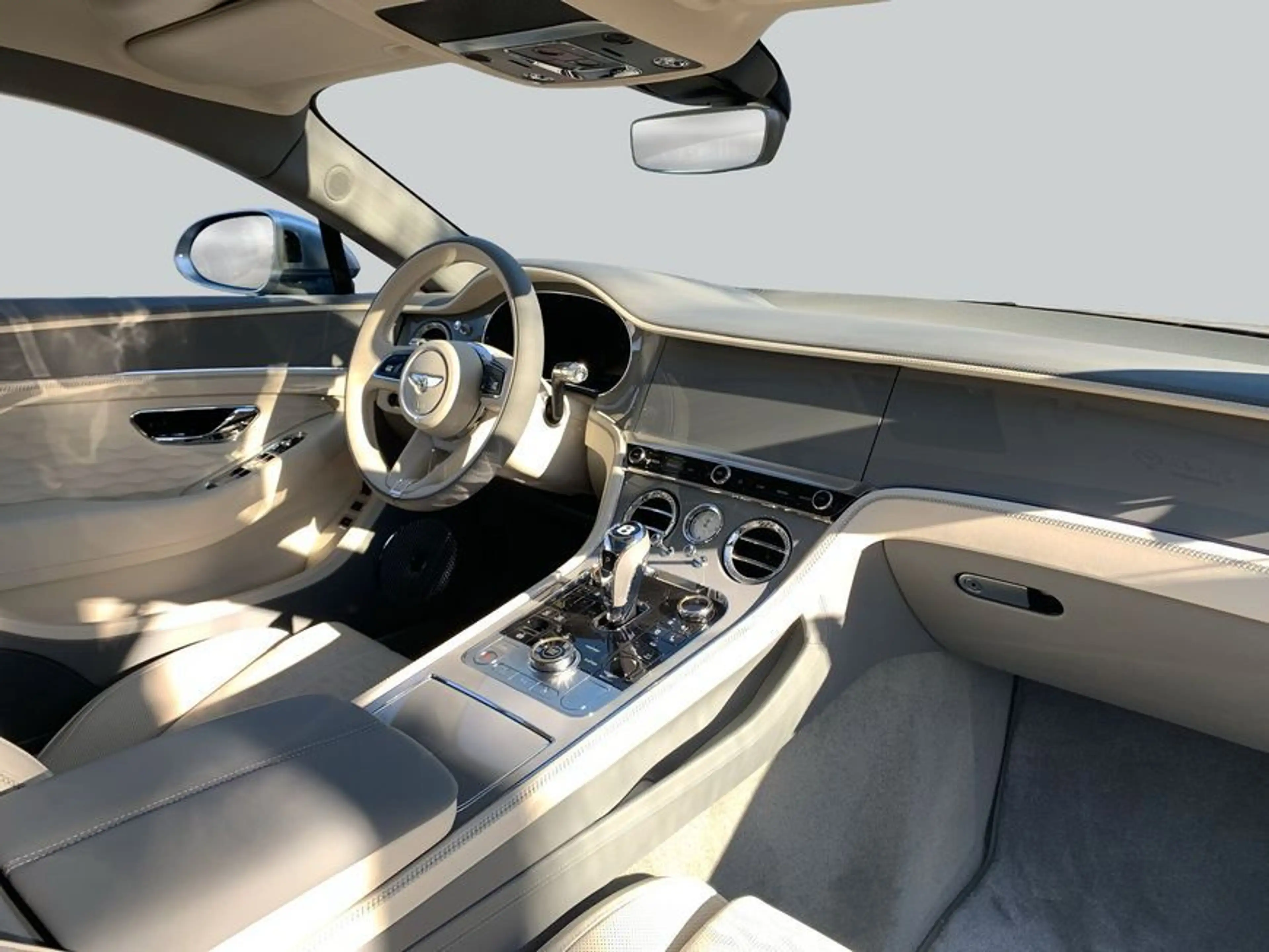 Bentley Continental GT New Continental GT V8 Hybrid Mulliner — photo 2
