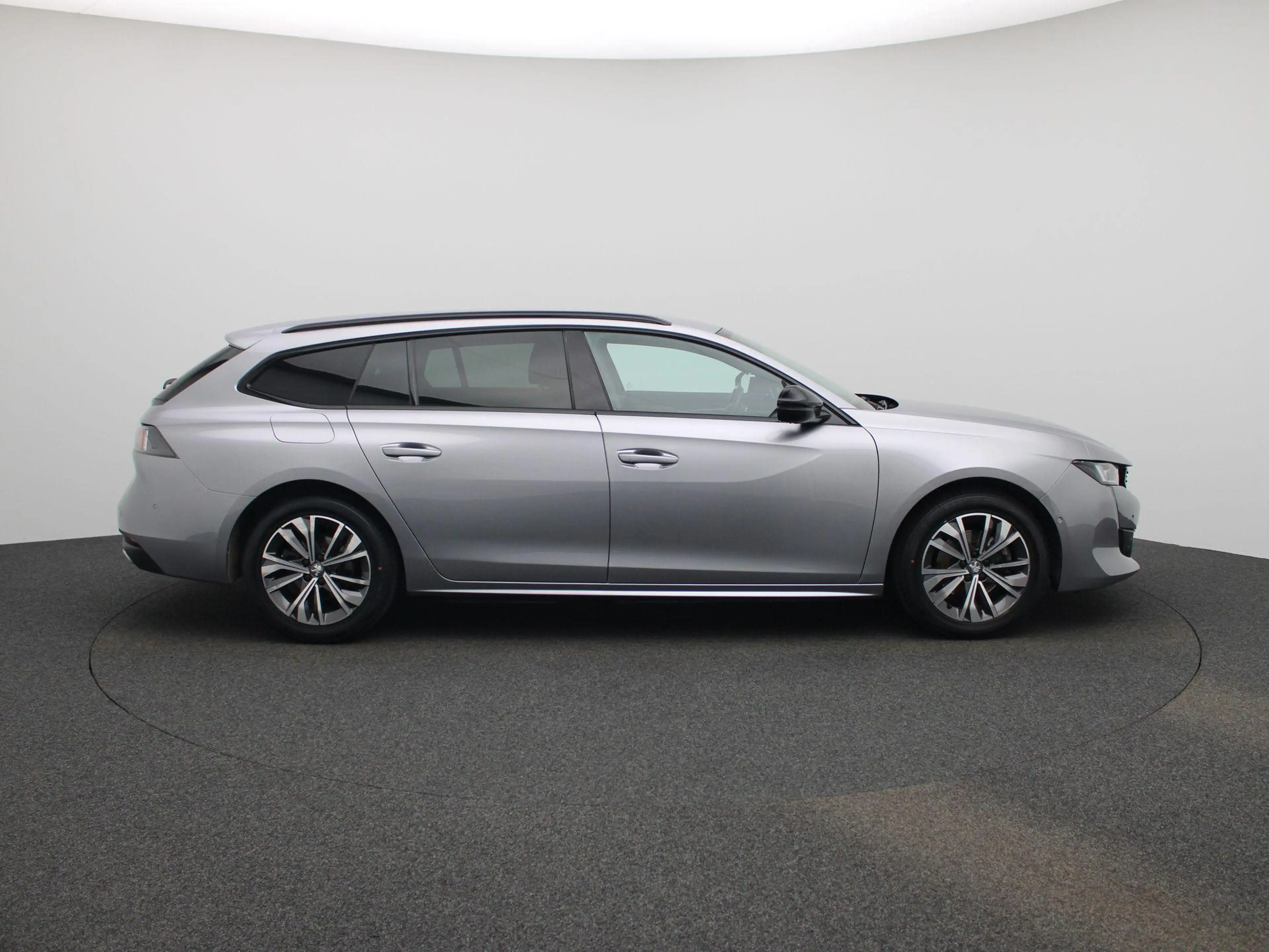 Peugeot 508 SW 1.5 BlueHDi 130 S&S EAT8 Allure Pack | Camera | — photo 7