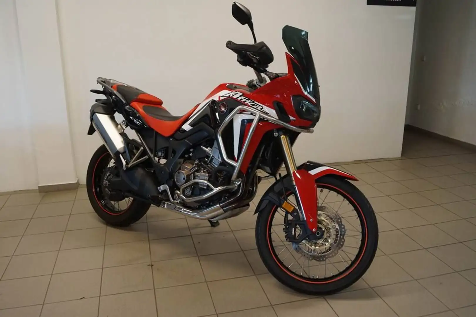 Honda CRF 1000 DCT AFRICA TWIN Piros - 2