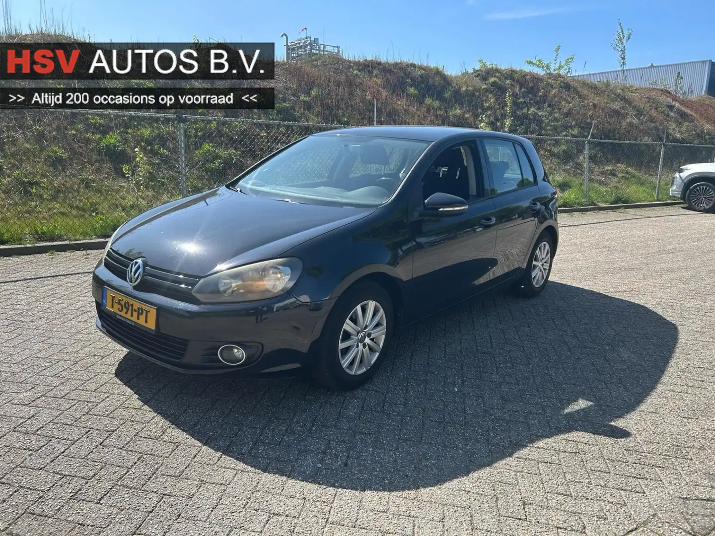 Volkswagen Golf 1.2 TSI Comfortline airco LM 4-deurs Zwart - 1