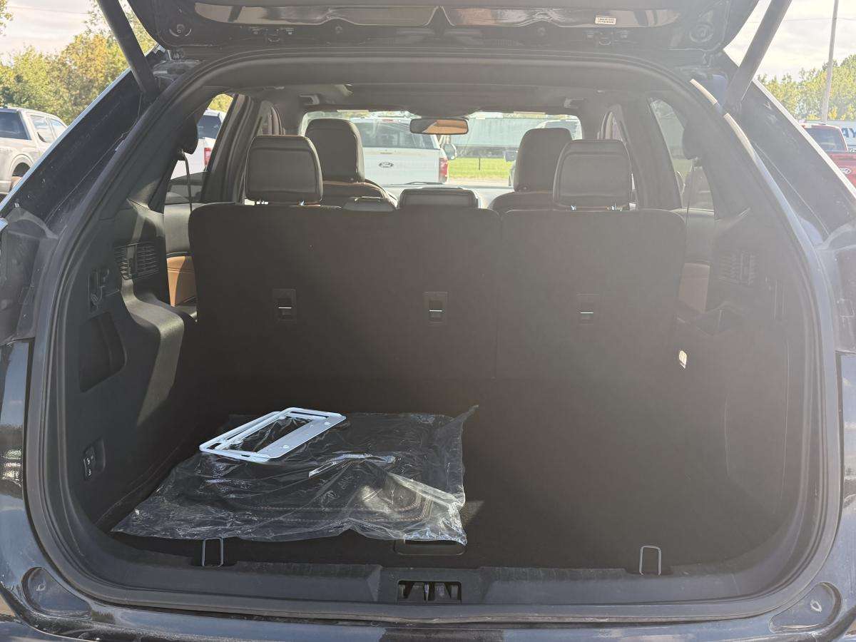 2024 Ford Edge Titanium — снимка 5