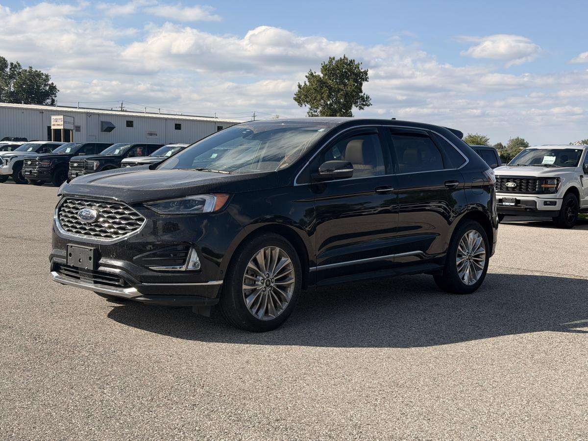 2024 Ford Edge Titanium