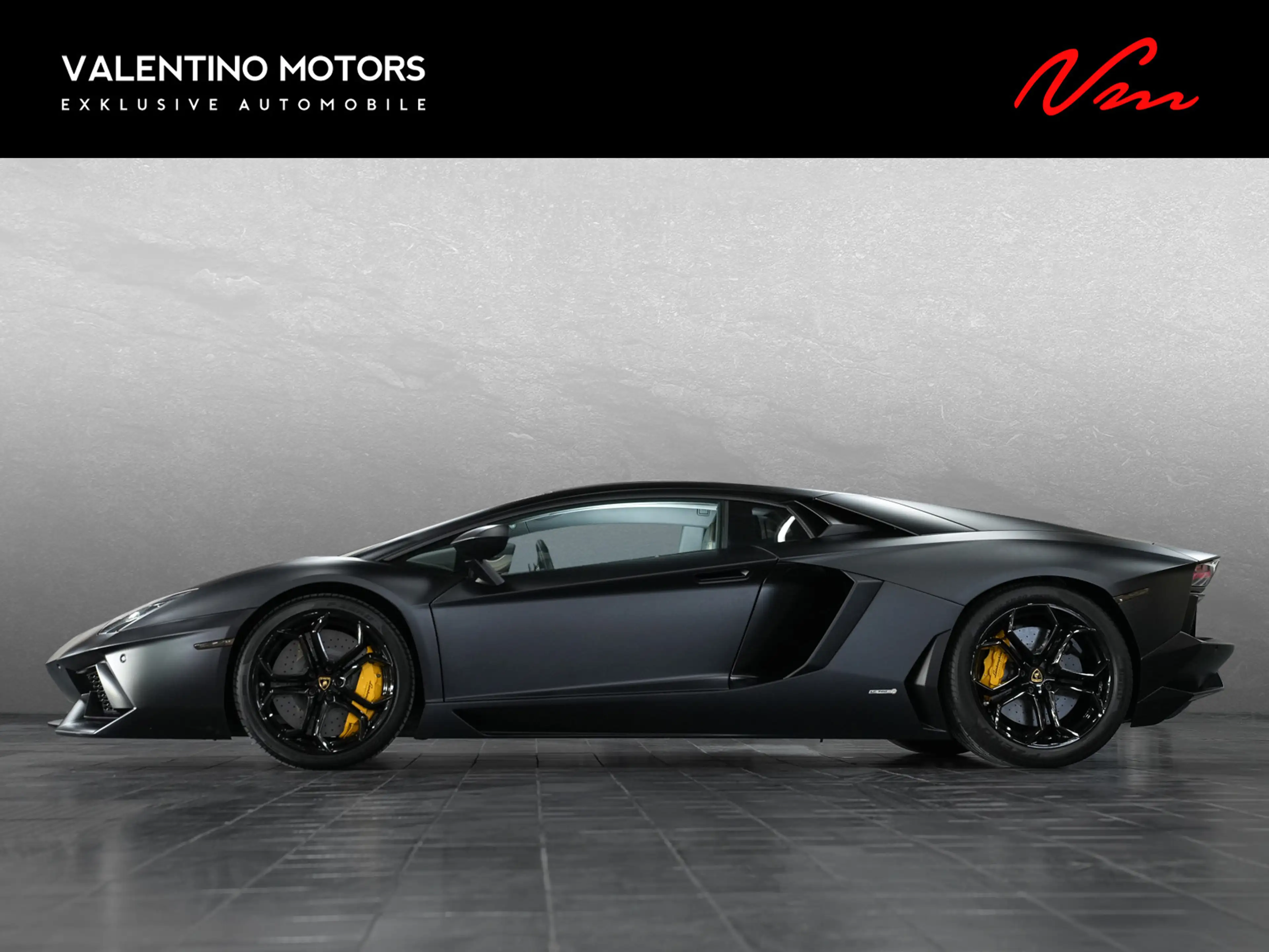 Lamborghini Aventador LP700-4 - Nero Nemesis | Sport-AGA — photo 2