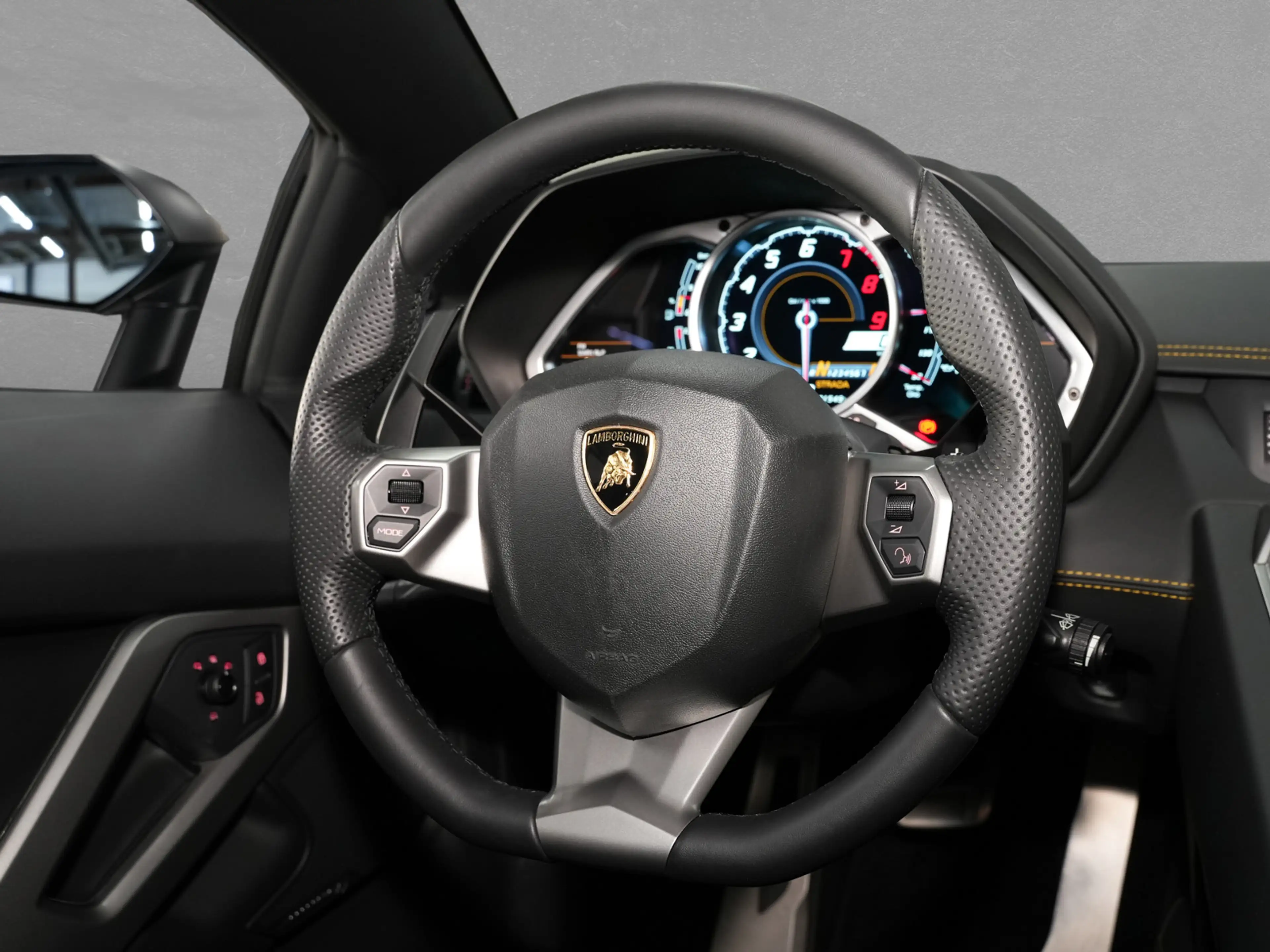 Lamborghini Aventador LP700-4 - Nero Nemesis | Sport-AGA — photo 11