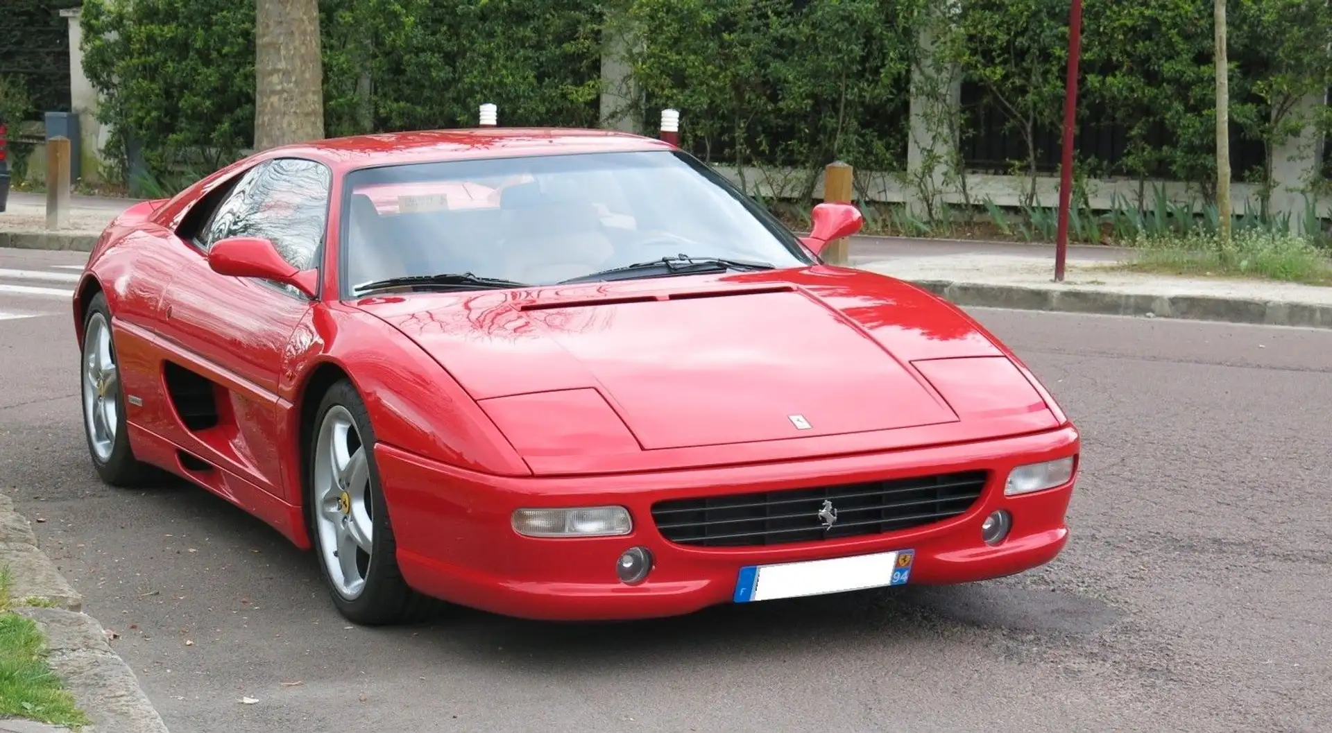 Ferrari F355 Berlinetta Czerwony - 1