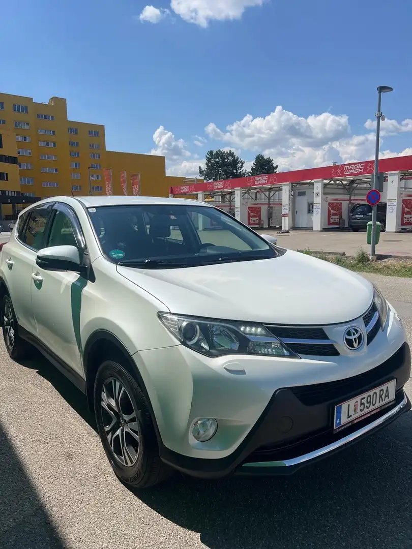 Toyota RAV 4 RAV4 2,2 D-4D City 4WD - 2