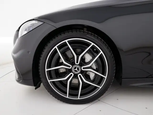 Mercedes-Benz C-Class view 7