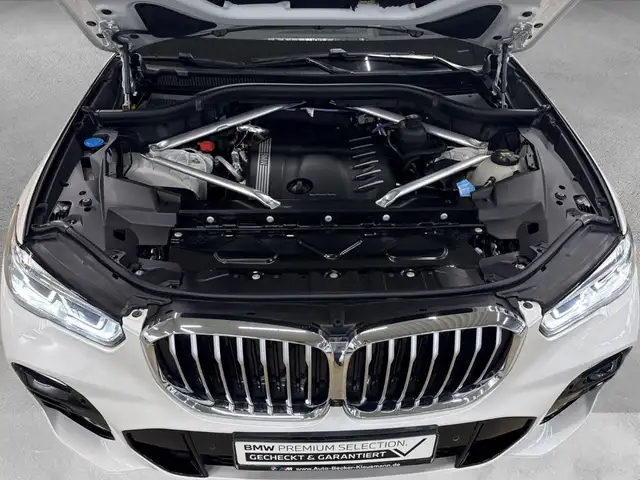 BMW X5 view 14